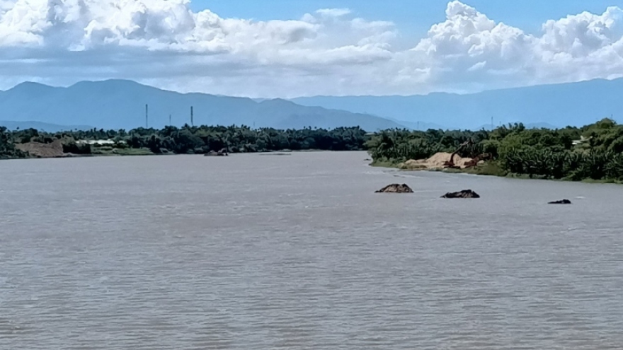 Tìm thấy thi thể cô gái nhảy sông tự tử ở Ninh Thuận